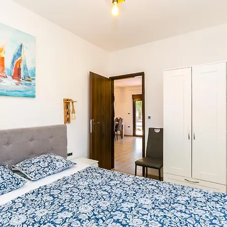 Isabella Holiday home