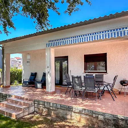 Isabella Holiday home Medulin